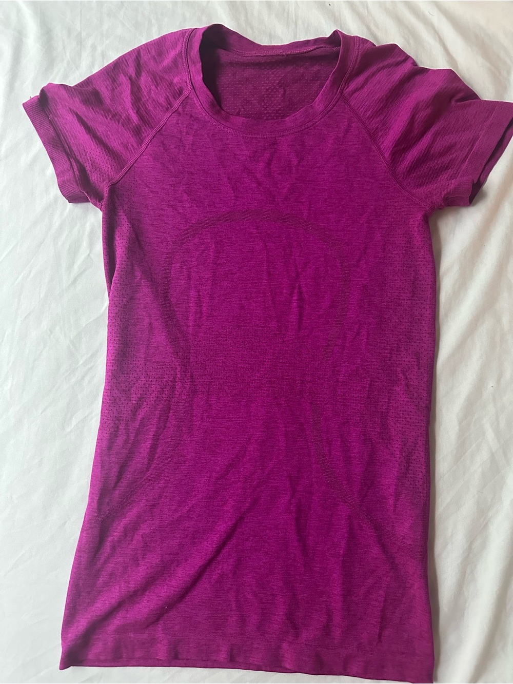 lululemon athletica Women’s Magenta Muscle Tee